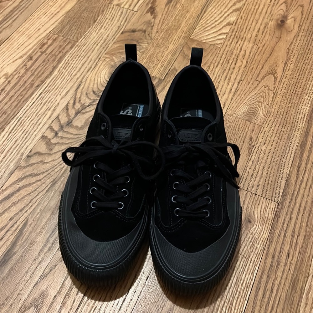 Vans Destruct SF Ultracush Black/Black shoes size 10.5.